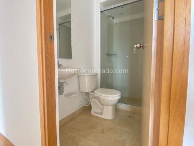 Apartamento de 3 alcobas en venta en Florida Norteamerica Bello, Bello, 76 m² · foto 9 de 17