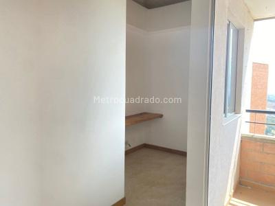 Apartamento de 3 alcobas en venta en Florida Norteamerica Bello, Bello, 76 m² · foto 13 de 17