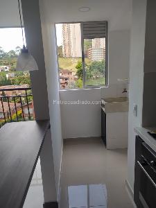 Apartamento de 3 alcobas en venta en Parques Del Sol Sabaneta, Sabaneta, 58 m² · foto 3 de 14