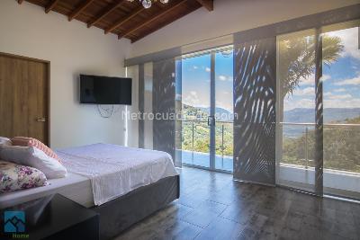 Casa de 5 alcobas en venta en Parcelacion Norteamerica Bello, Bello, 660 m² · foto 11 de 20
