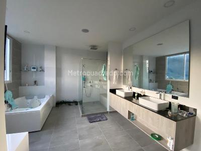 Casa de 4 alcobas en venta en Parcelacion Norteamerica Bello, Bello, 750 m² · foto 14 de 20