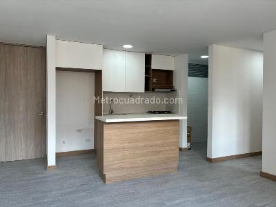 Apartamento de 3 alcobas en venta en Distrito Plaza Bello, Bello, 71 m² · foto 1 de 17