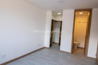 Apartamento de 3 alcobas en venta en Distrito Plaza Bello, Bello, 71 m² · foto 7 de 17