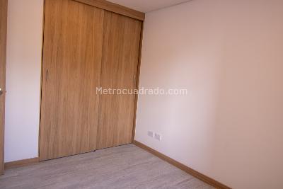 Apartamento de 3 alcobas en venta en Distrito Plaza Bello, Bello, 71 m² · foto 12 de 17