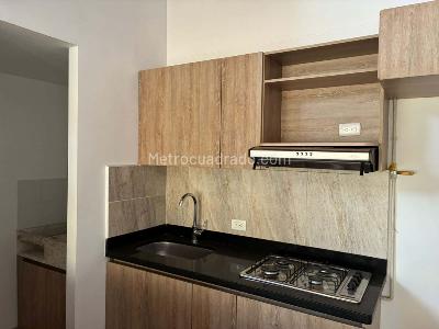 Apartamento de 3 alcobas en venta en Peña Verde Bello, Bello, 92 m² · foto 2 de 9