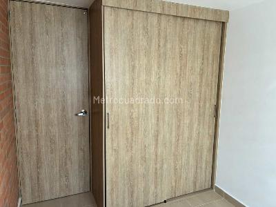 Apartamento de 3 alcobas en venta en Peña Verde Bello, Bello, 92 m² · foto 6 de 9