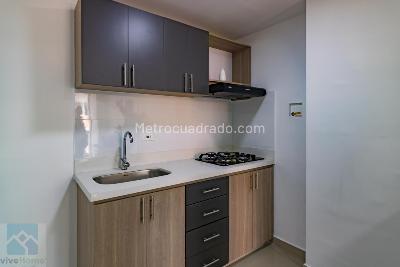 Apartamento de 3 alcobas en venta en Niquia Parte Media Bello, Bello, 78 m² · foto 2 de 11