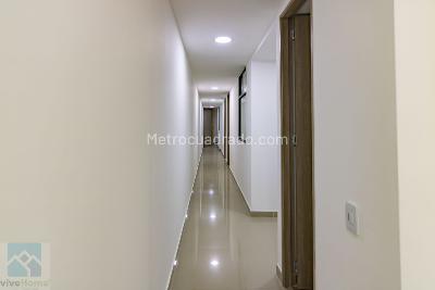 Apartamento de 3 alcobas en venta en Niquia Parte Media Bello, Bello, 78 m² · foto 3 de 11