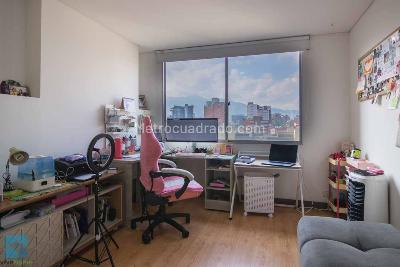 Apartamento en venta en Tipo Duplex Zuñiga Envigado, Envigado · foto 4 de 15