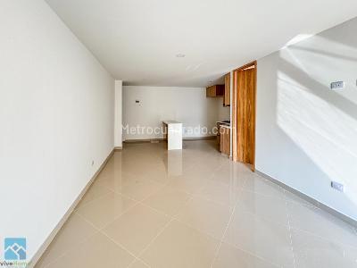 Apartamento de 3 alcobas en venta en Laureles Medellin, Medellín, 106 m² · foto 4 de 13