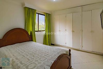 Apartamento de 4 alcobas en venta en Las Lomas Medellin, Bello, 107 m² · foto 12 de 18