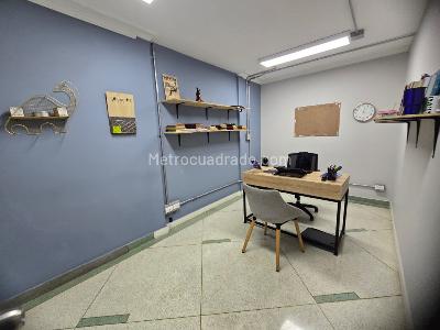 Casa de 5 alcobas en venta en Casa De Tres Pisos Barrio Prado Medellin, Medellín, 968 m² · foto 8 de 20