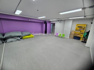Casa de 5 alcobas en venta en Casa De Tres Pisos Barrio Prado Medellin, Medellín, 968 m² · foto 9 de 20