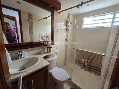 Casa de 3 alcobas en venta en Olivenza Calasanz Medellin, Medellín, 96 m² · foto 12 de 12