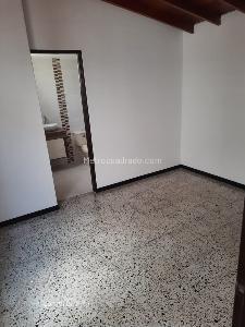 Casa de 4 alcobas en venta en La Castellana Medellin, Medellín, 116 m² · foto 4 de 16