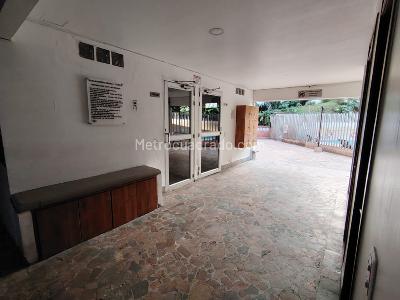 Apartamento de 3 alcobas en venta en Cigarras Sabaneta, Sabaneta, 121 m² · foto 8 de 10