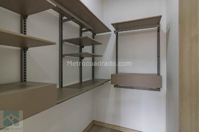 Apartamento de 2 alcobas en venta en Aki Bello, Bello, 61 m² · foto 6 de 13