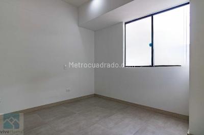 Apartamento de 2 alcobas en venta en Aki Bello, Bello, 61 m² · foto 8 de 13
