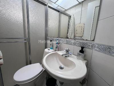Apartamento de 3 alcobas en venta en Laureles Medellin, Medellín, 129 m² · foto 11 de 12