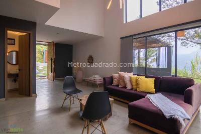 Casa de 5 alcobas en venta en Parcelacion Norteamerica Bello, Bello, 389 m² · foto 16 de 20