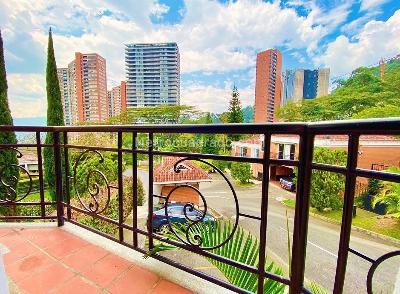 Casa de 4 alcobas en venta en Chuscalito El Poblado, Medellín, 276 m² · foto 12 de 14