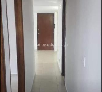 Apartamento de 3 alcobas en venta en Rincon Del Bosque Bello, Bello, 62 m² · foto 3 de 10