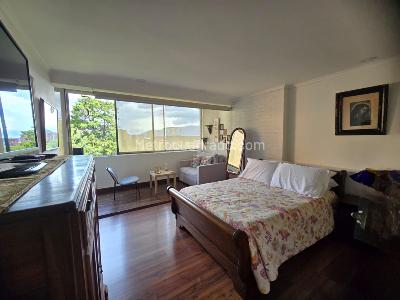 Apartamento de 2 alcobas en venta en El Poblado Sector El Tesoro Medellin, Medellín, 84 m² · foto 6 de 9