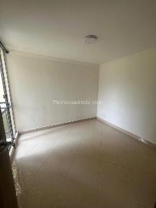 Apartamento de 3 alcobas en venta en Florence Rodeo Alto Medellin, Medellín, 58 m² · foto 6 de 13