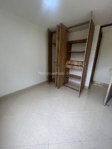 Apartamento de 3 alcobas en venta en Florence Rodeo Alto Medellin, Medellín, 58 m² · foto 8 de 13