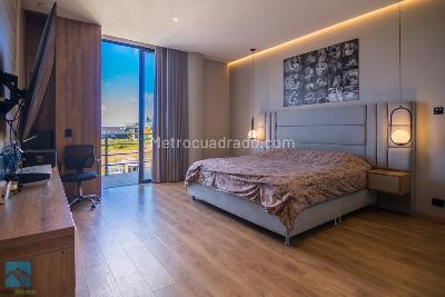 Casa de 4 alcobas en venta en Loma Del Escobero Envigado, Envigado, 477 m² · foto 8 de 19