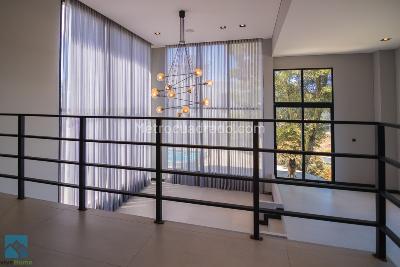 Casa de 4 alcobas en venta en Loma Del Escobero Envigado, Envigado, 477 m² · foto 13 de 19