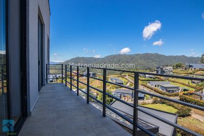 Casa de 4 alcobas en venta en Loma Del Escobero Envigado, Envigado, 477 m² · foto 15 de 19