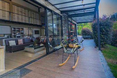 Casa de 5 alcobas en venta en Alto De Las Palmas Envigado, Envigado, 429 m² · foto 2 de 20