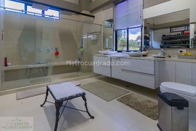 Casa de 5 alcobas en venta en Alto De Las Palmas Envigado, Envigado, 429 m² · foto 8 de 20
