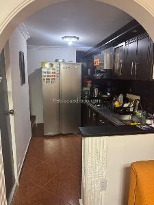 Casa de 4 alcobas en venta en Brisas De Robledo Medellin, Medellín, 115 m² · foto 2 de 14