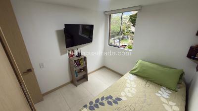 Apartamento de 3 alcobas en venta en Amazonia Ensenada Bello, Bello, 72 m² · foto 10 de 17