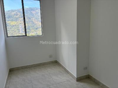 Apartamento de 3 alcobas en venta en Valle Verde Bello, Bello, 53 m² · foto 8 de 14