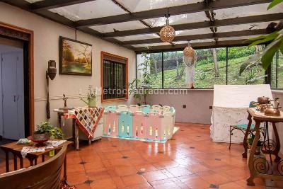 Apartamento de 4 alcobas en venta en Poblado La Frontera Medellin, Medellín, 226 m² · foto 16 de 20