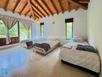 Casa de 4 alcobas en venta en Vereda Abreito Rionegro, Rionegro · foto 11 de 18