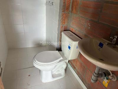 Apartamento de 2 alcobas en venta en Montiara Bello, Bello, 50 m² · foto 8 de 10