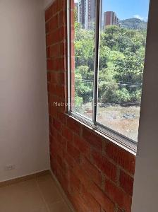 Apartamento de 3 alcobas en venta en Valle Verde Bello, Bello, 49 m² · foto 3 de 10