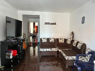 Casa de 3 alcobas en venta en Niquia Parte Media Bello, Bello, 127 m² · foto 2 de 11