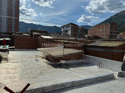 Casa de 3 alcobas en venta en Niquia Parte Media Bello, Bello, 127 m² · foto 11 de 11