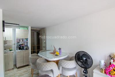 Apartamento de 3 alcobas en venta en Parque Alto Bello, Bello, 55 m² · foto 3 de 15