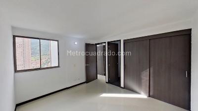 Apartamento de 3 alcobas en venta en Ceiba Del Norte Bello, Bello, 77 m² · foto 3 de 19