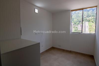 Apartamento de 3 alcobas en venta en Parque Alto Bello, Bello, 54 m² · foto 11 de 15