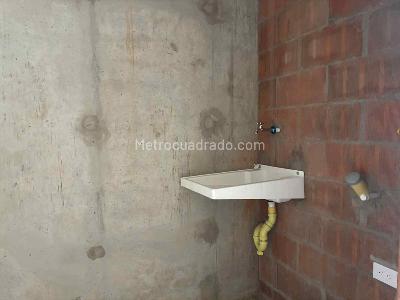 Apartamento de 2 alcobas en venta en Atlantica Ciudad Fabricato Bello, Bello, 58 m² · foto 7 de 8