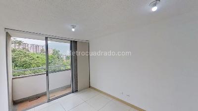 Apartamento de 3 alcobas en venta en Amazonia Ensenada Bello, Bello, 56 m² · foto 4 de 10