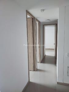 Apartamento de 3 alcobas en venta en Amazonia Camino Del Viento, Bello, 56 m² · foto 7 de 12