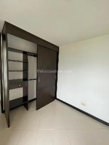 Apartamento de 2 alcobas en venta en Prado Verde San Antonio De Prado Medellin, Medellín, 43 m² · foto 8 de 19
